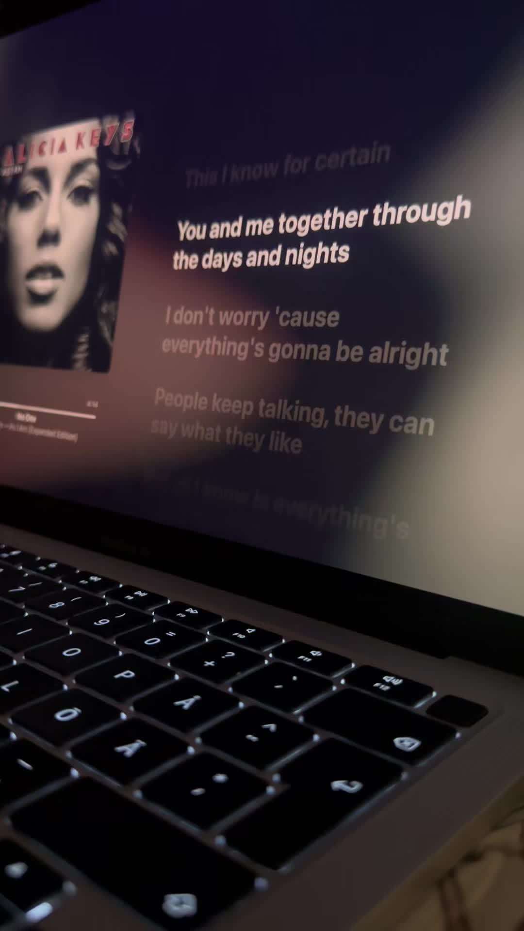 @Lyrics And Vibes🎶