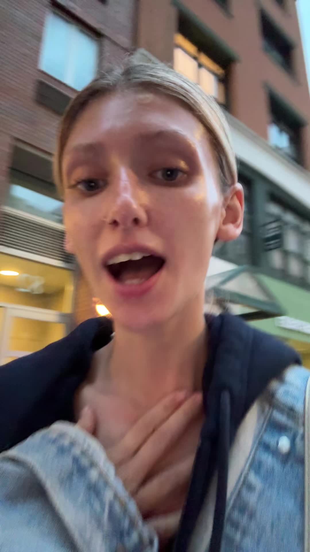 @caroline