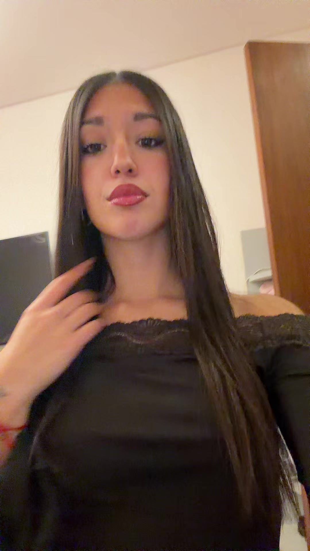 @Lo