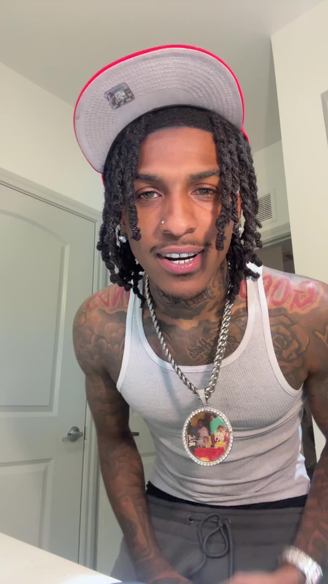 @Poohthedon