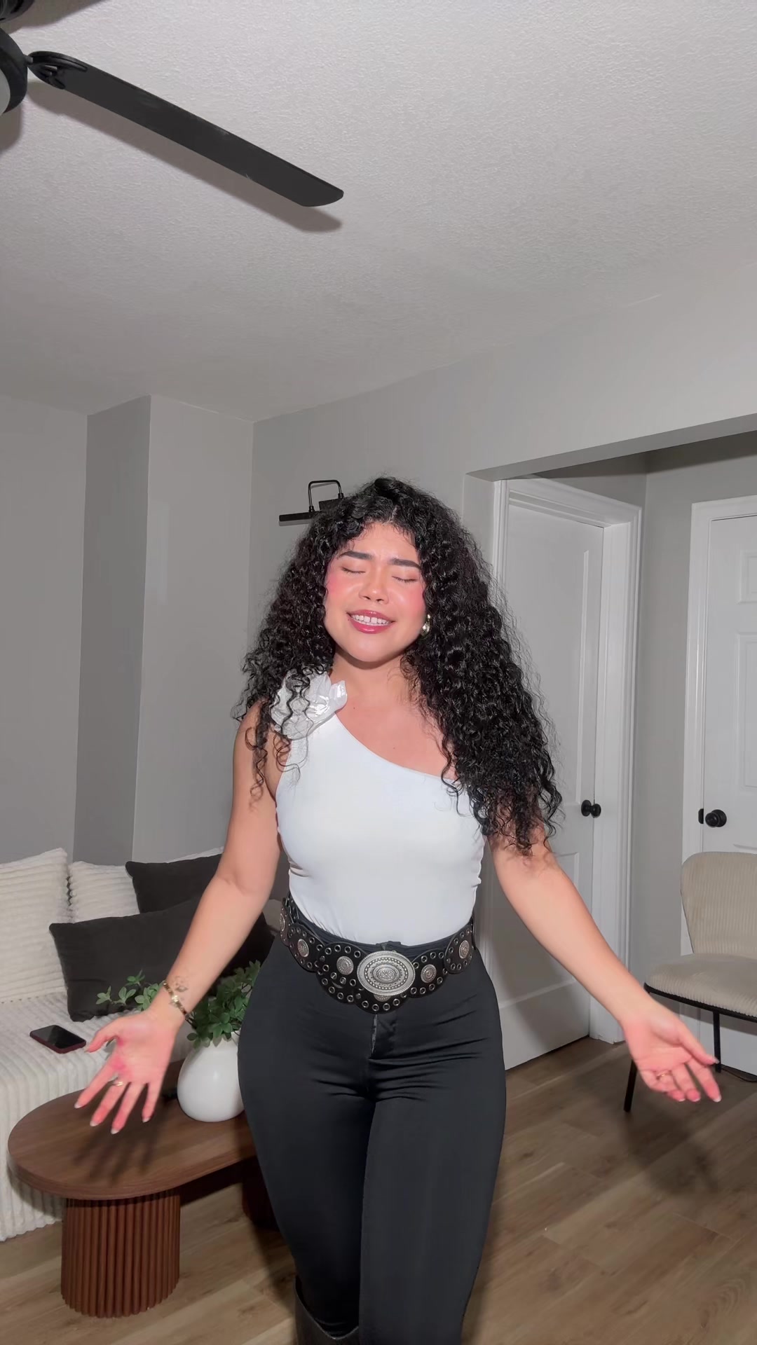 @Rivera _Vane✨