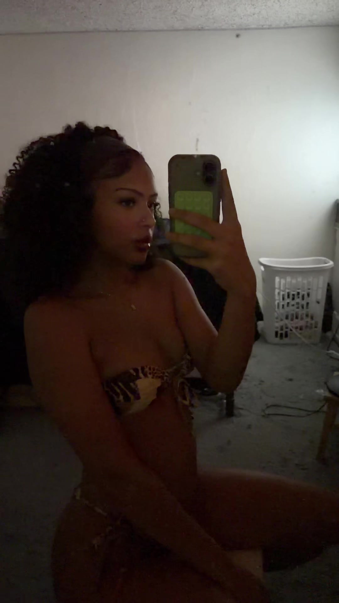 @kelskels