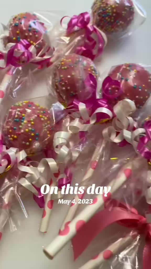 @SomethingFancyByV