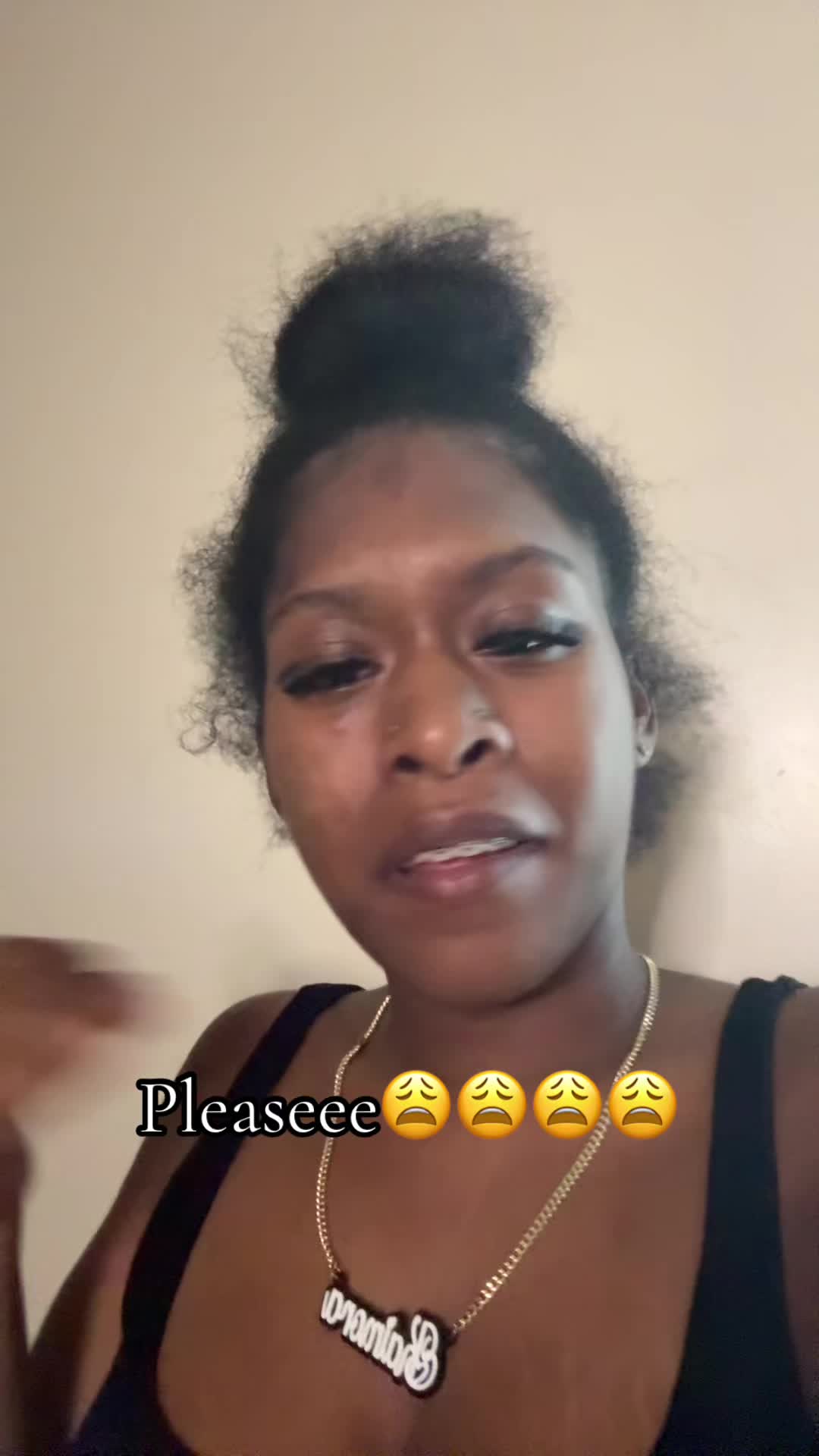 @moraa