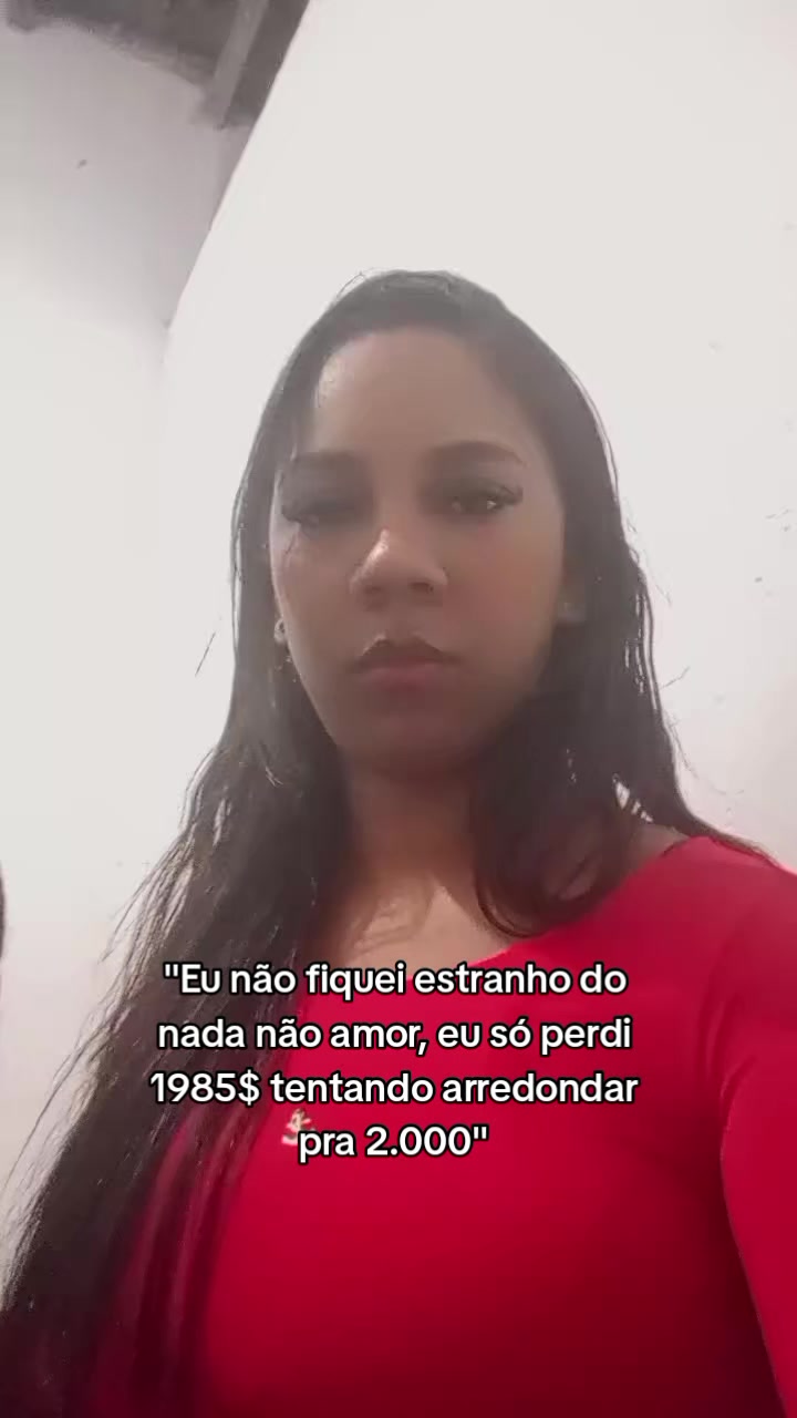 @scarlett_Estefane