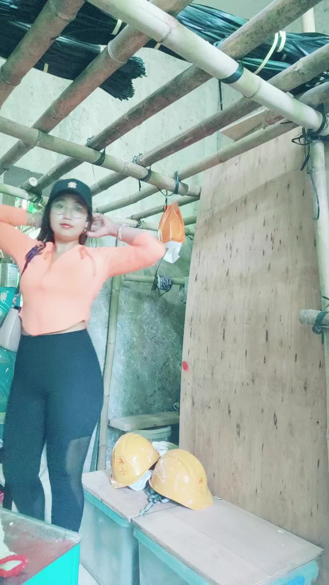 @lolaflola123