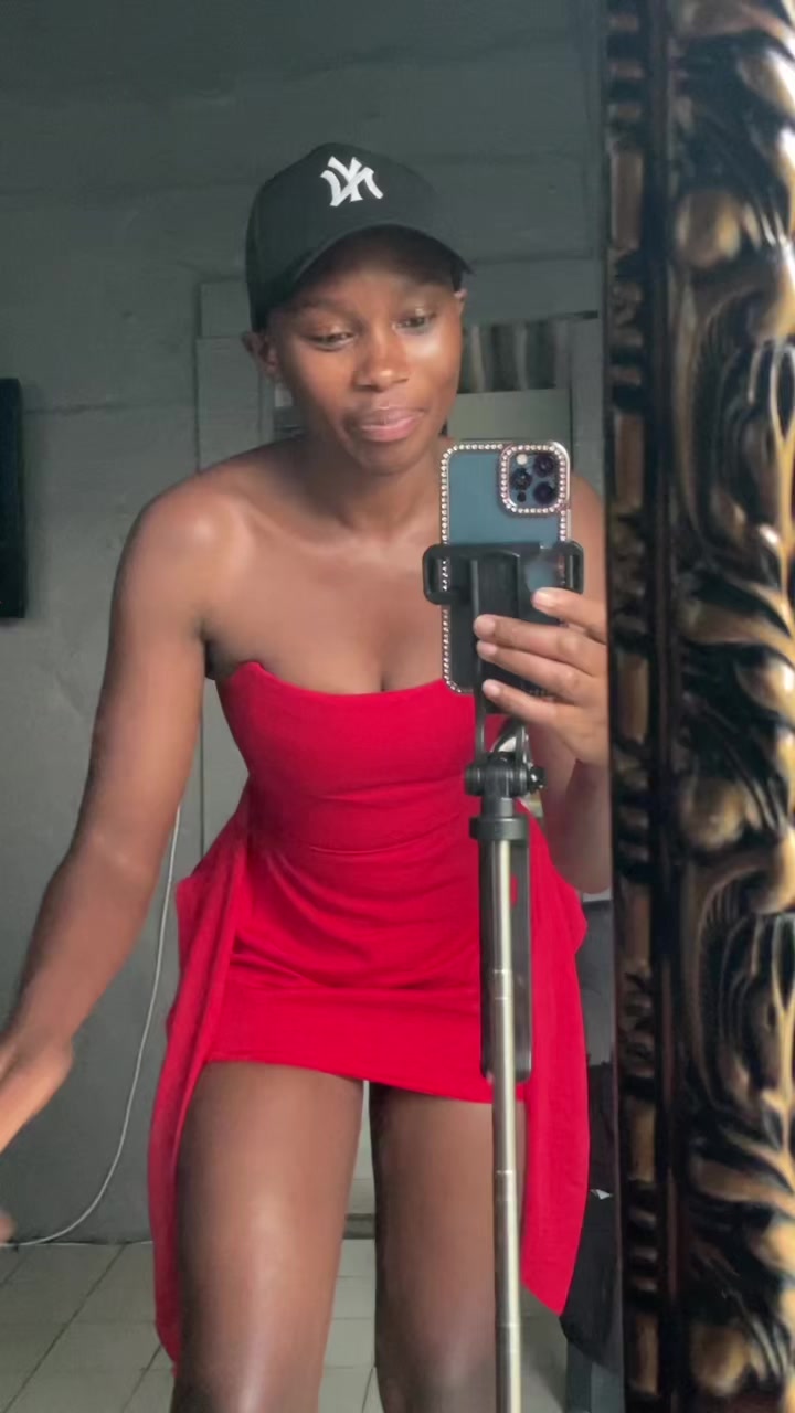 @Lindeka Zulu