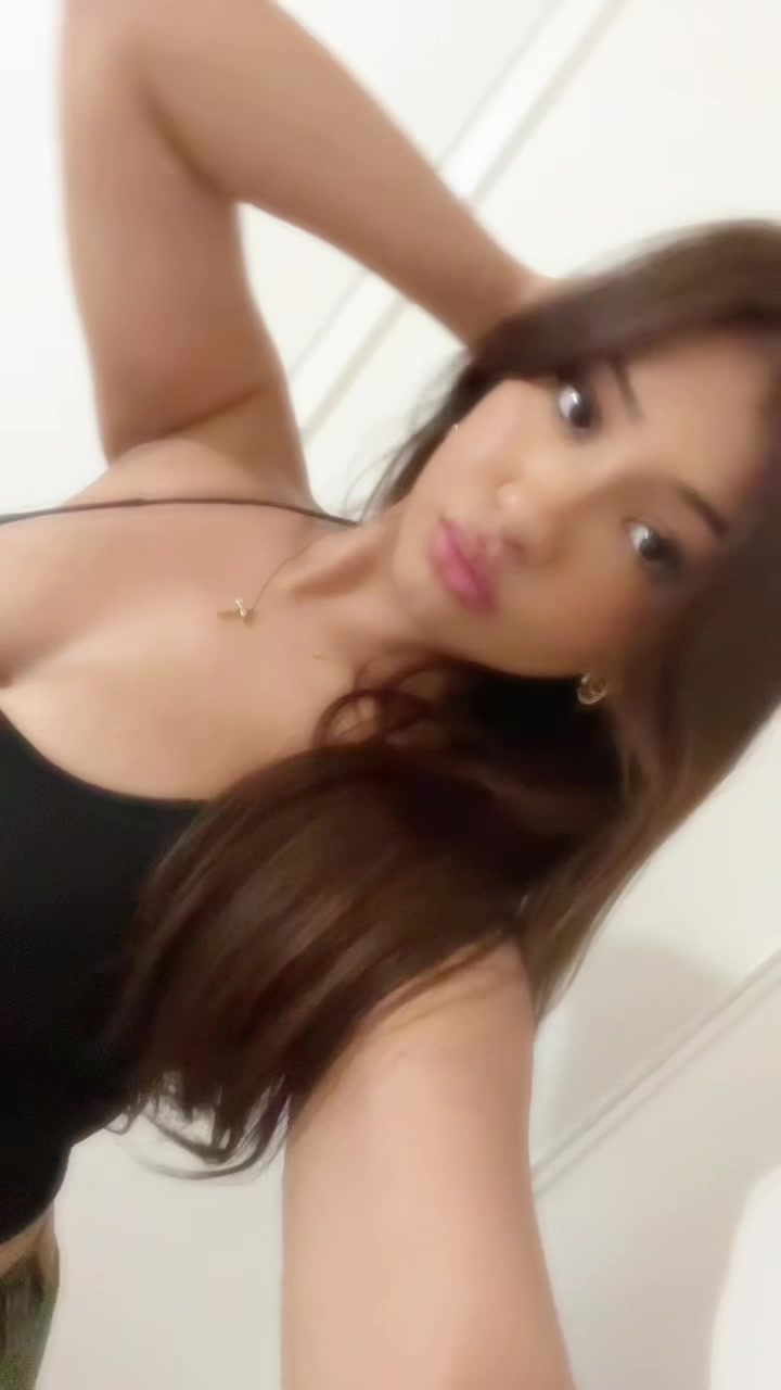 @nicole