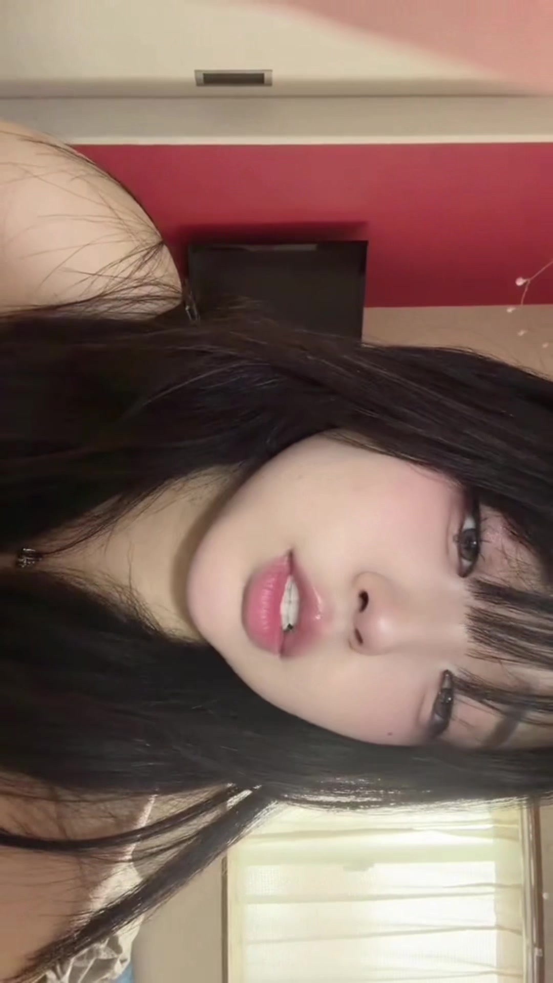 @泣きぼくろ