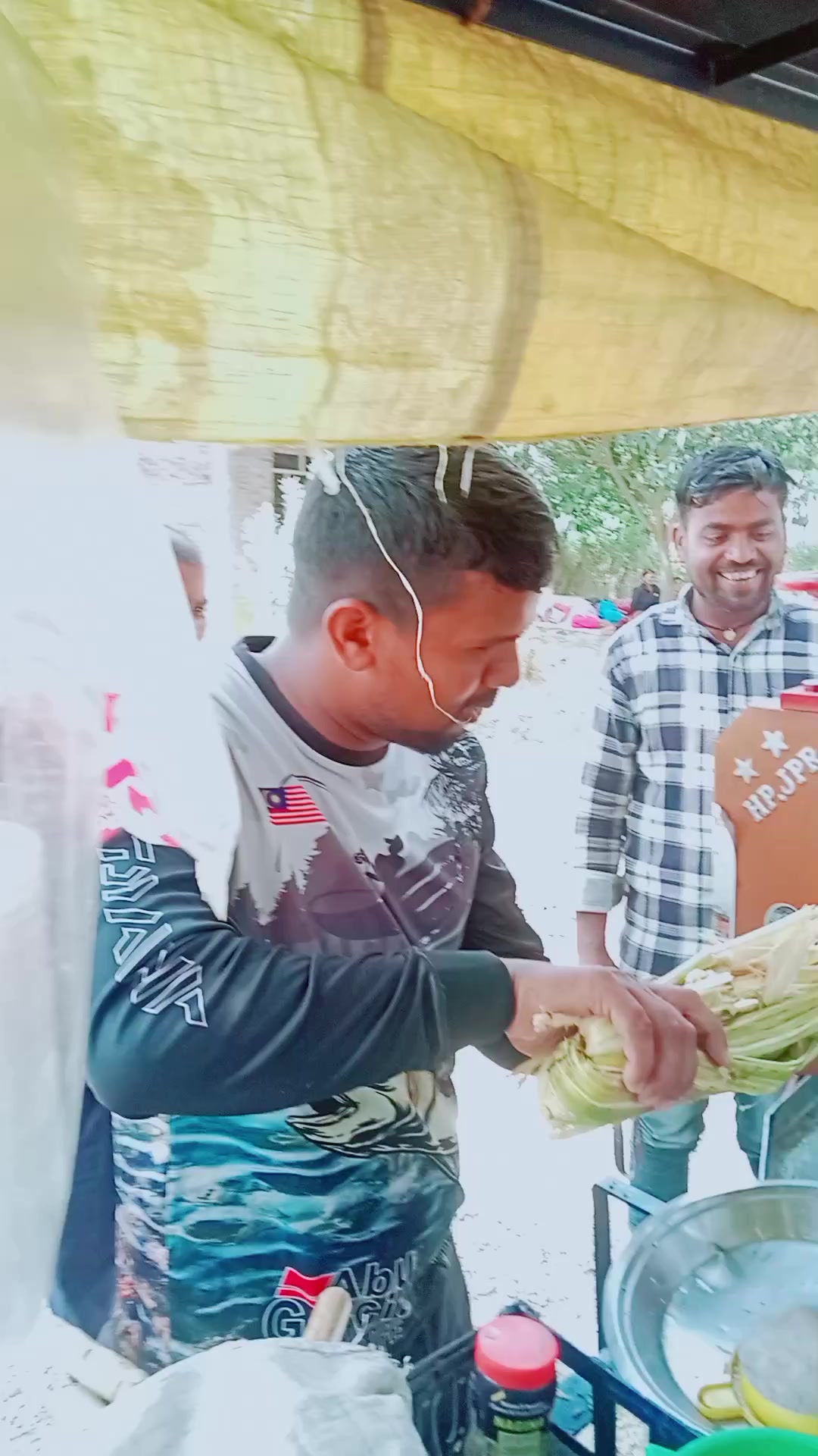 @Balkishun Yadav