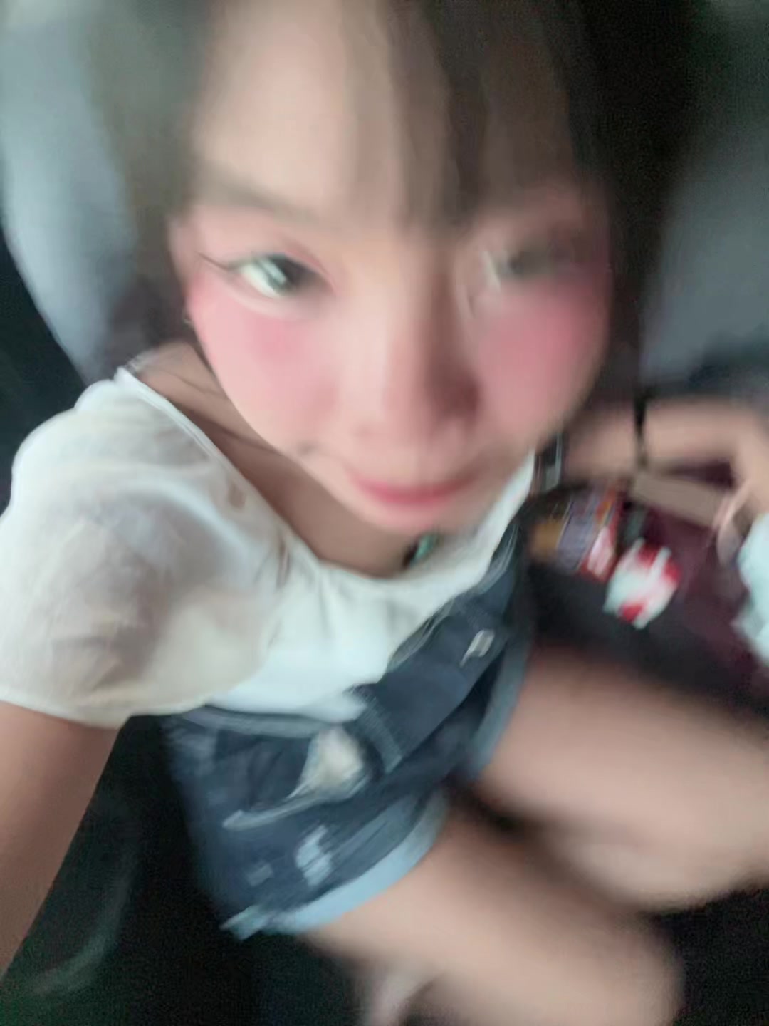 @lily