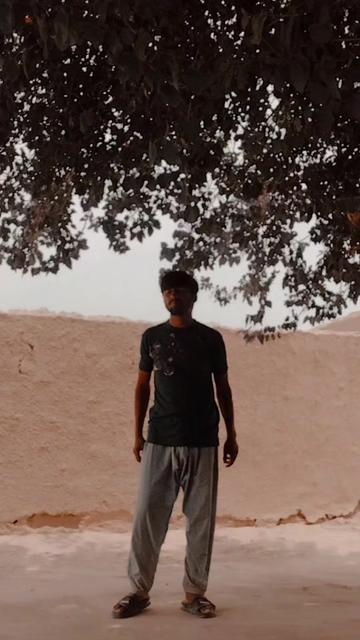 @emikhan1234k01