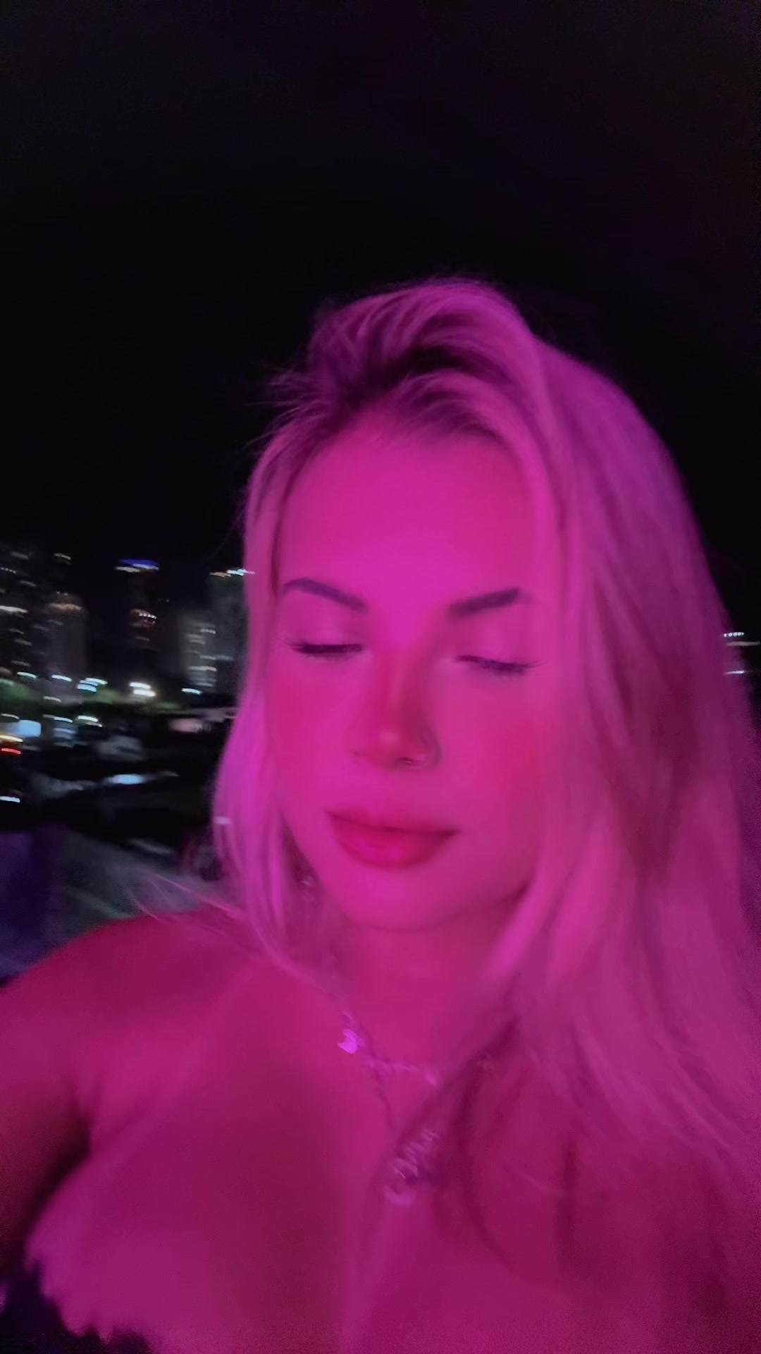 @Aylatoledo
