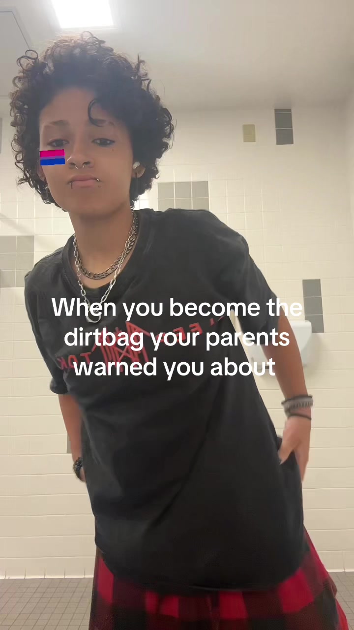 @Nya💤🖤15