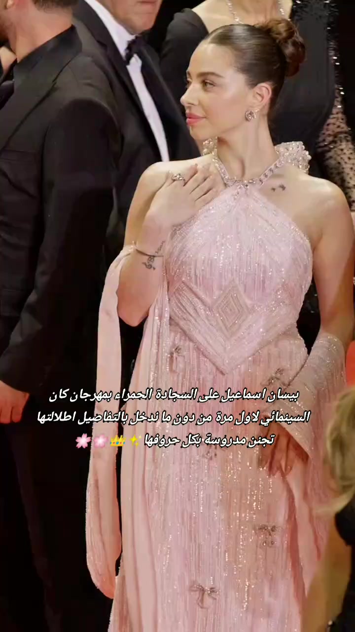 @خبيرة موضة Maria fashion $€¥