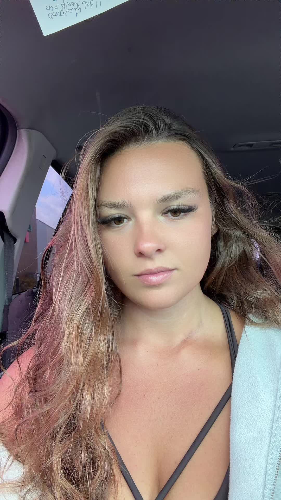 @Sara 🏋️&zwj;♀️🎗️💜