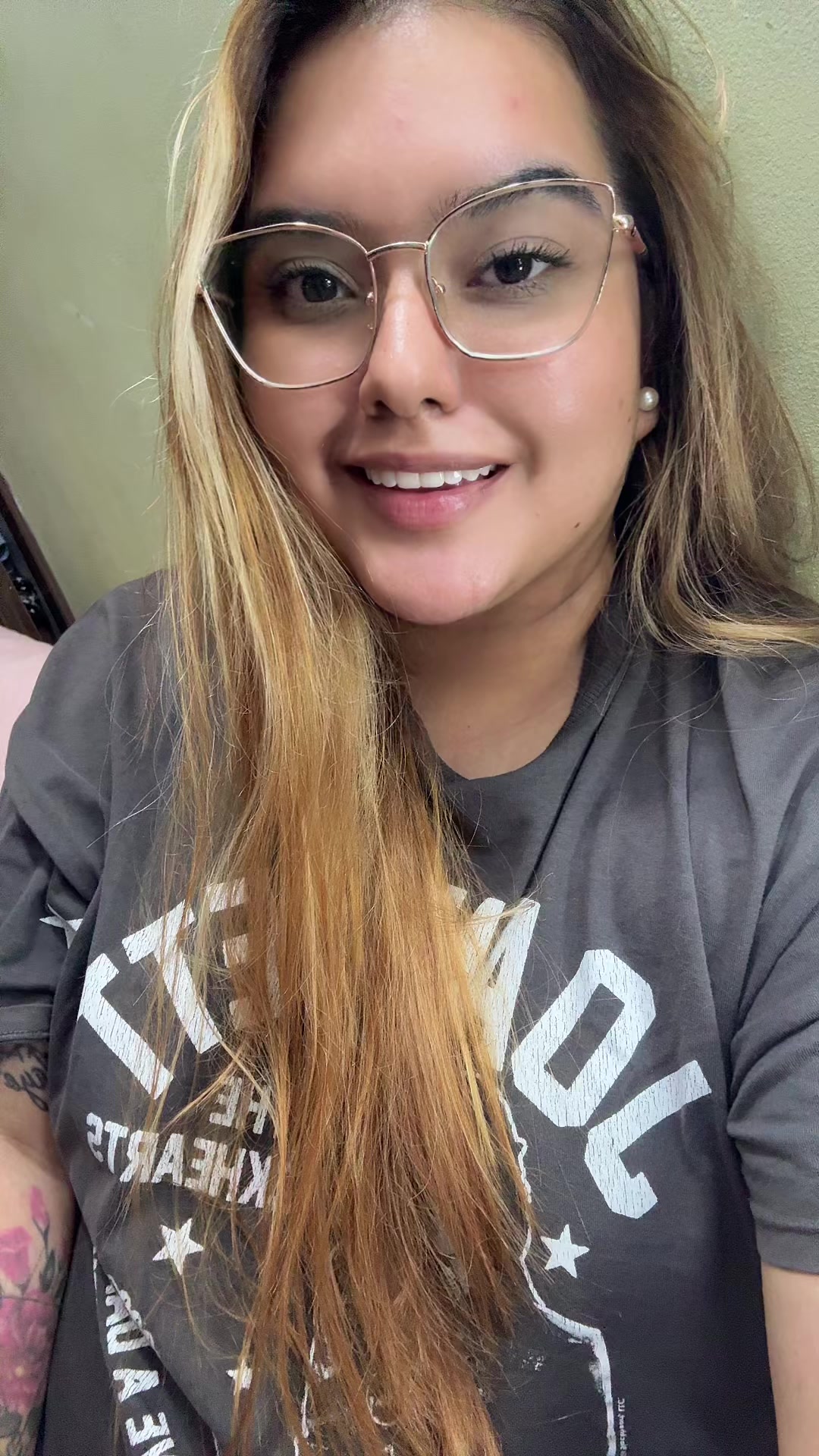 @Ana ✨