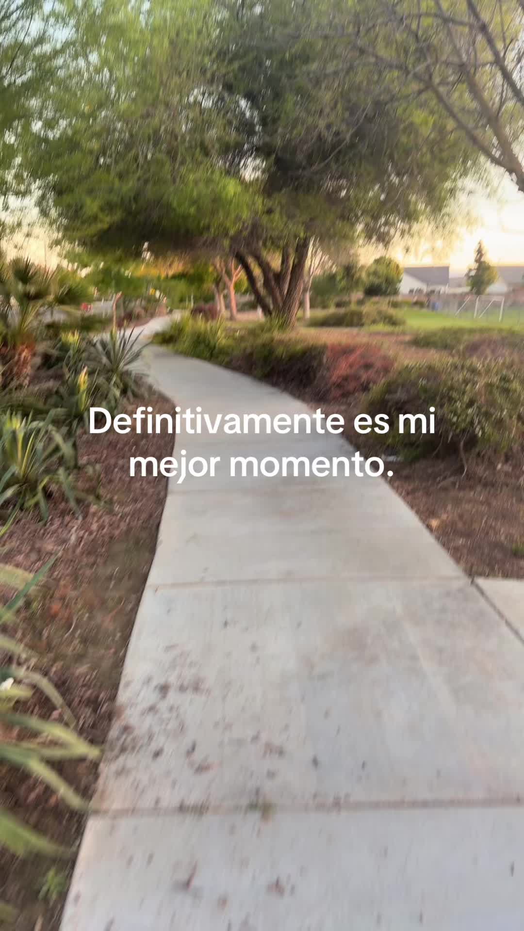 @Lupita Serrano 🌹