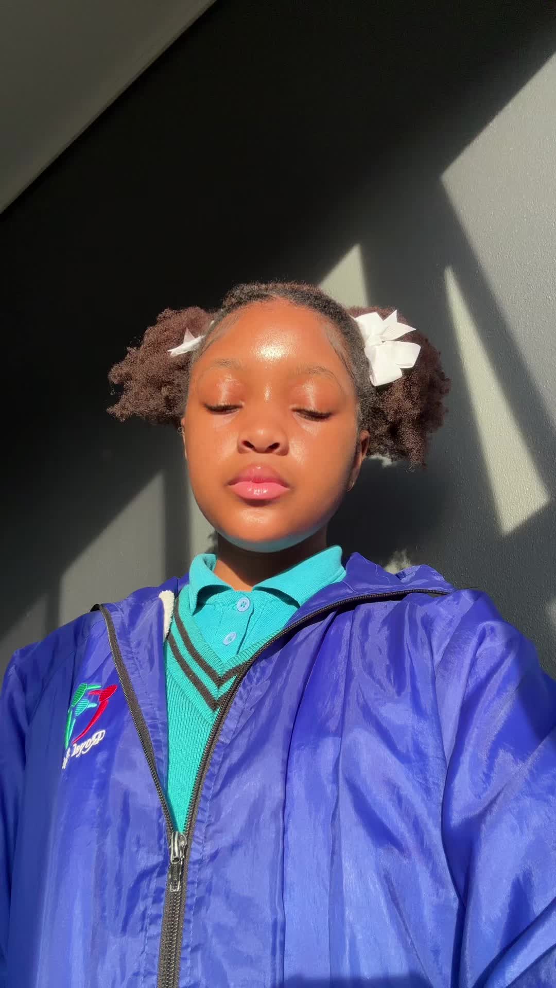 @✰