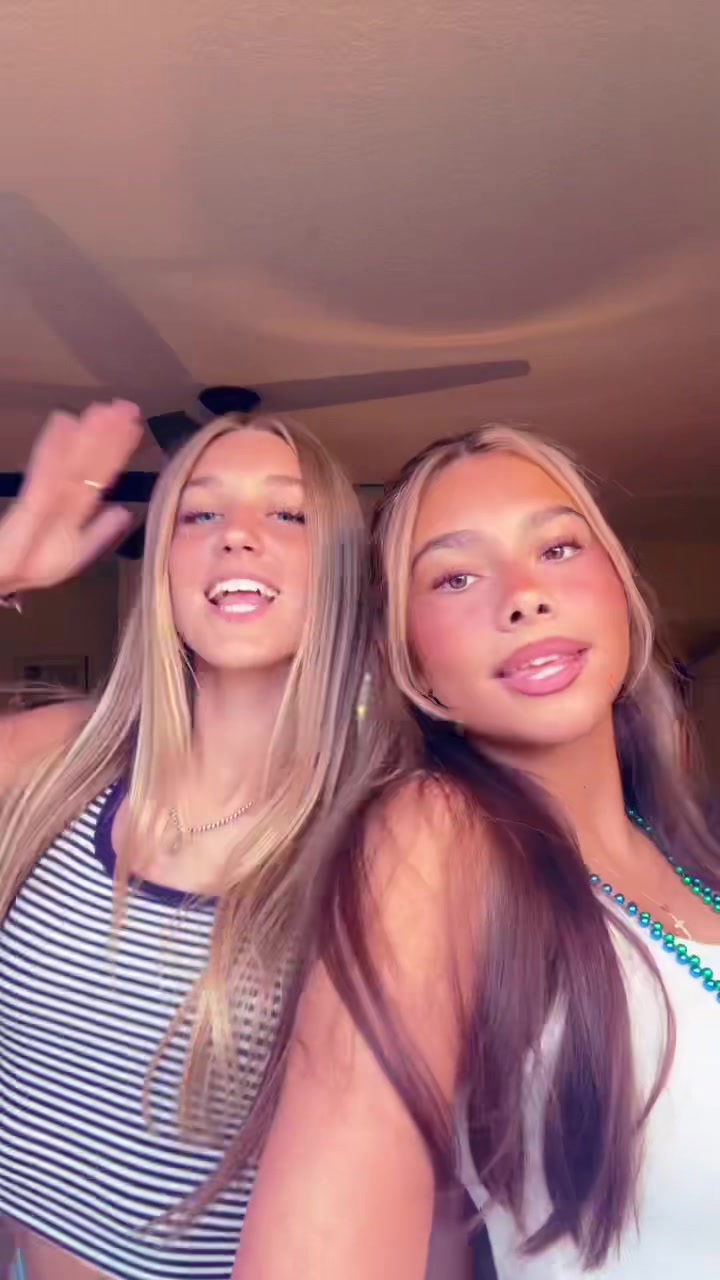 @Ella