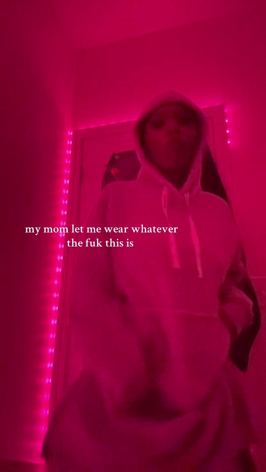 @1800💋.