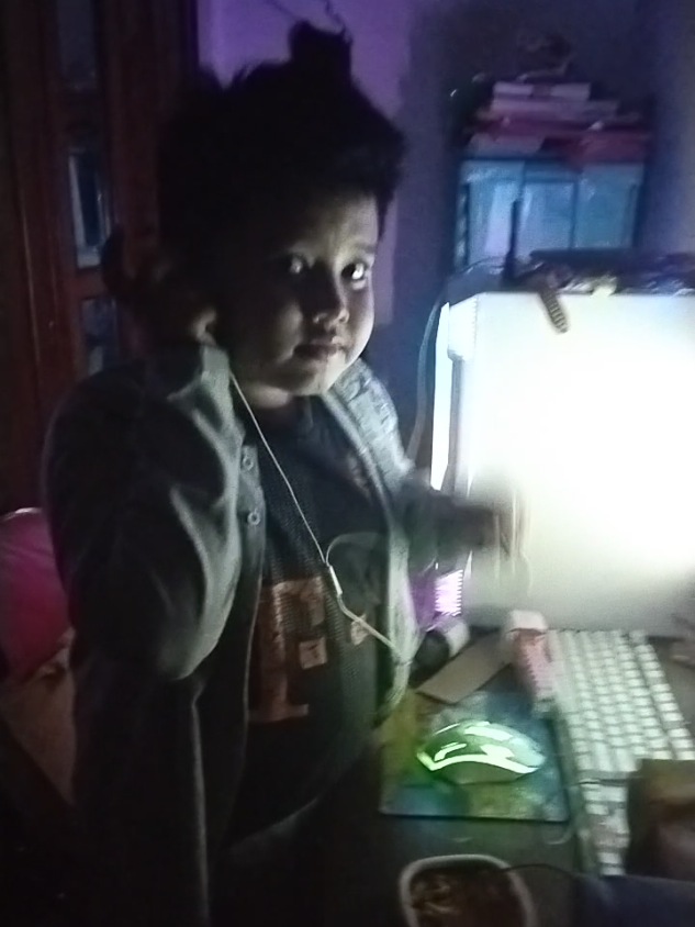 @Dhindhiya
