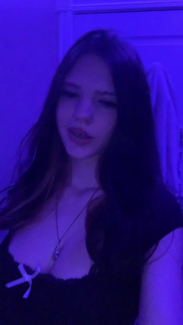 @🦄