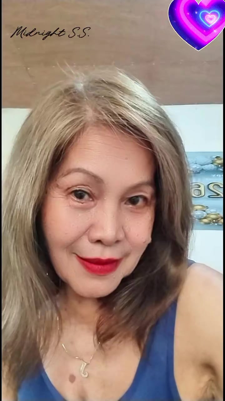 @Lola Morena