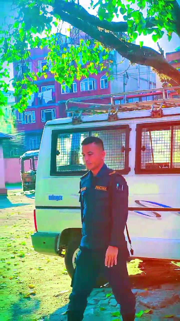@गन्तव्यविहीन यात्रा