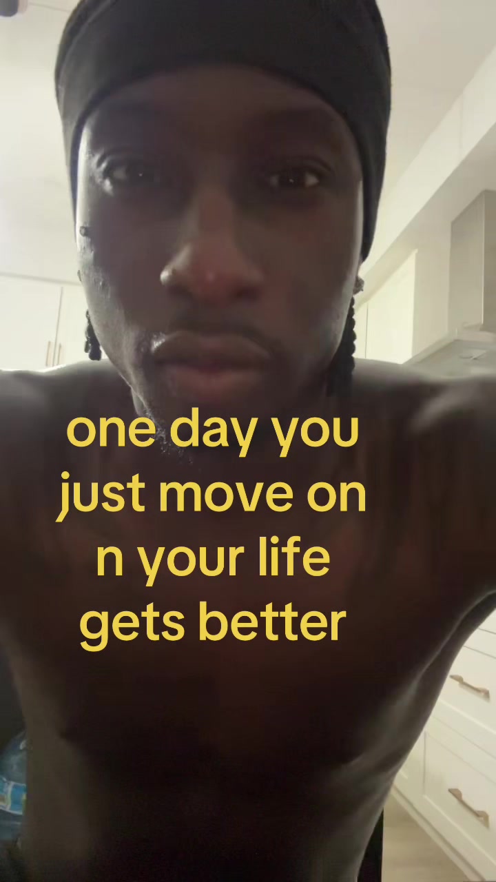 @￼