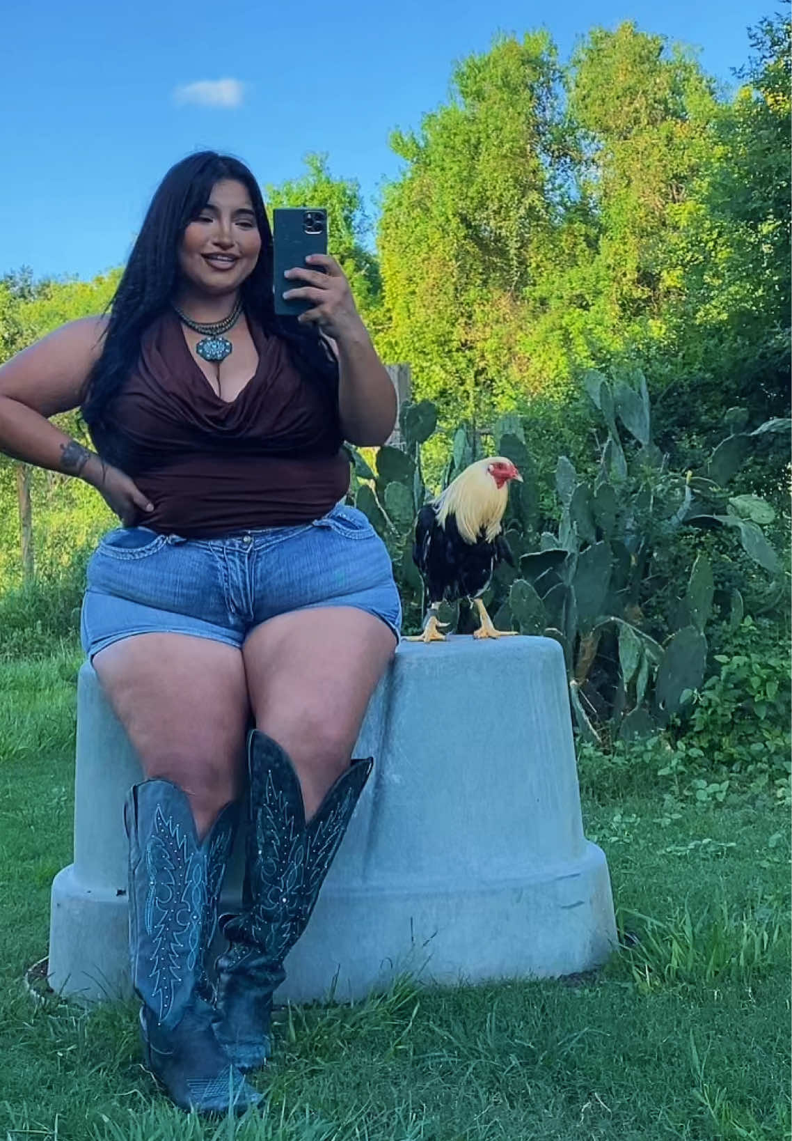@Curvybaybee93