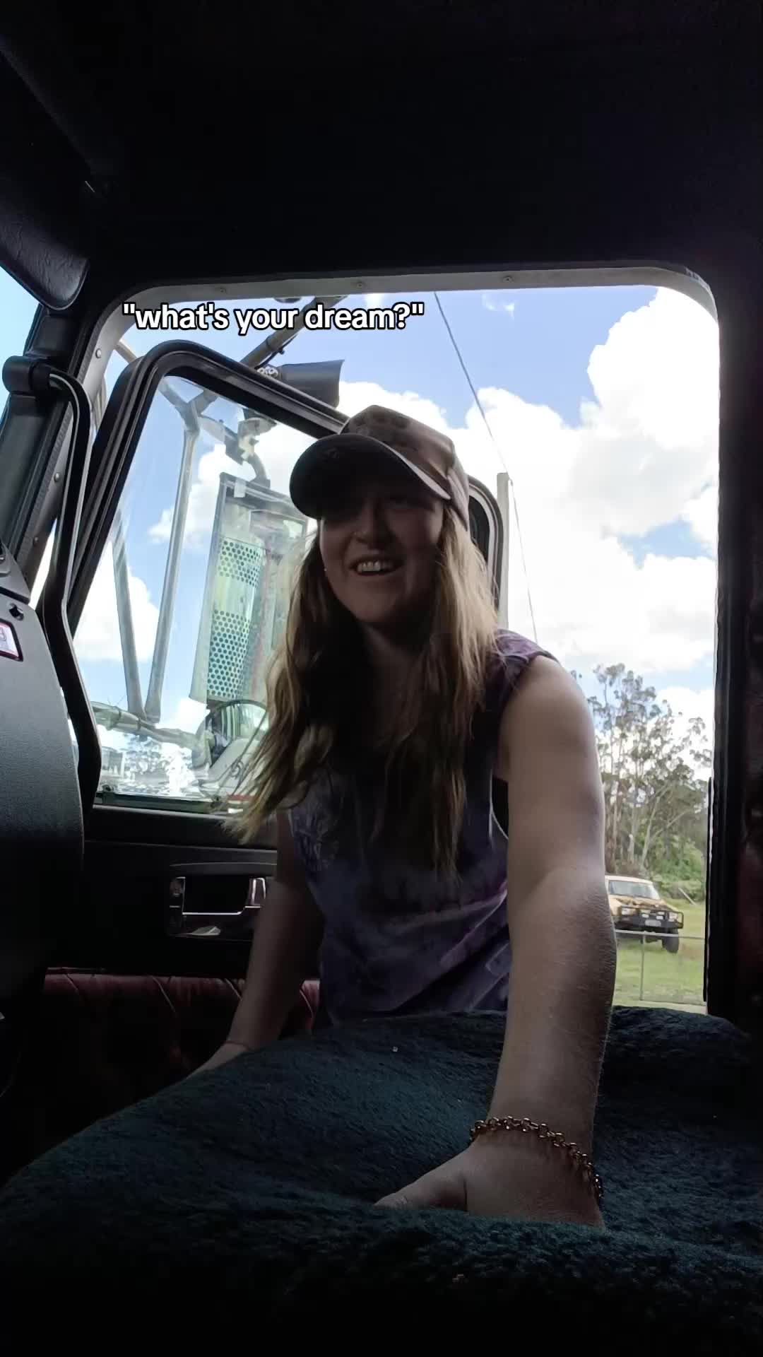 @NE Trucks🖤
