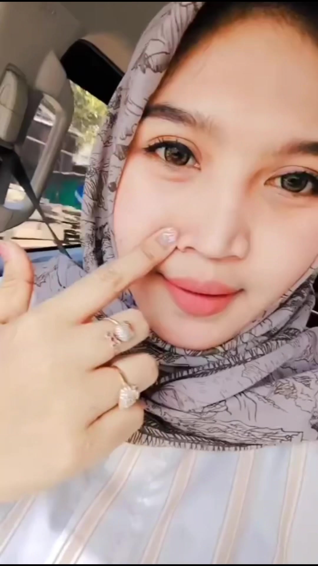 @Queengracetitissinaga