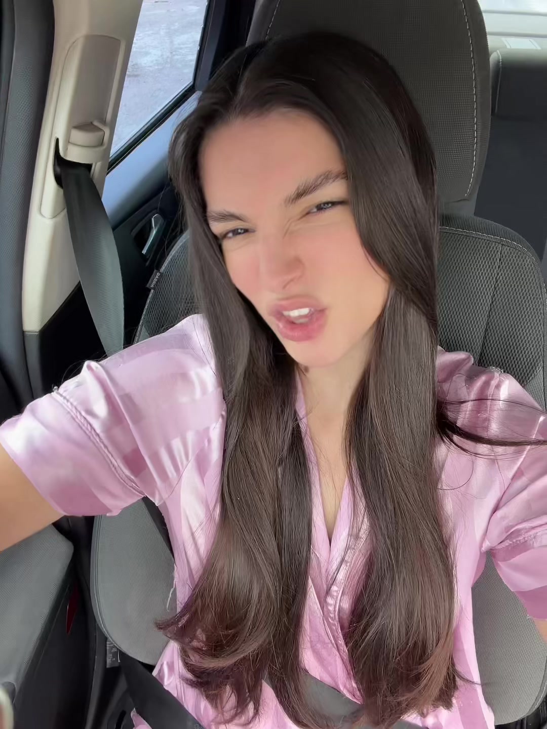 @Elizabolas