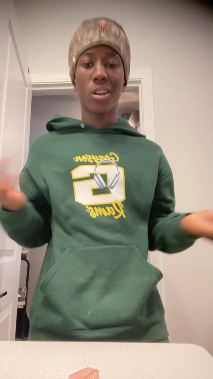 @Deuxe🏆