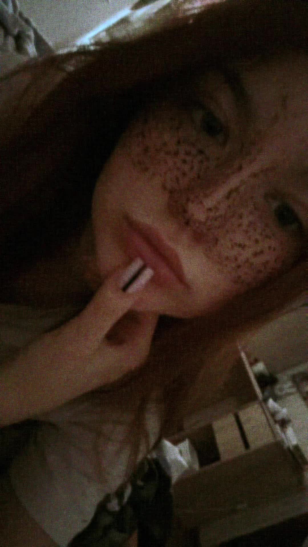 @Ищу девушку пиши я