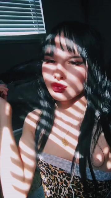 @_7ussy
