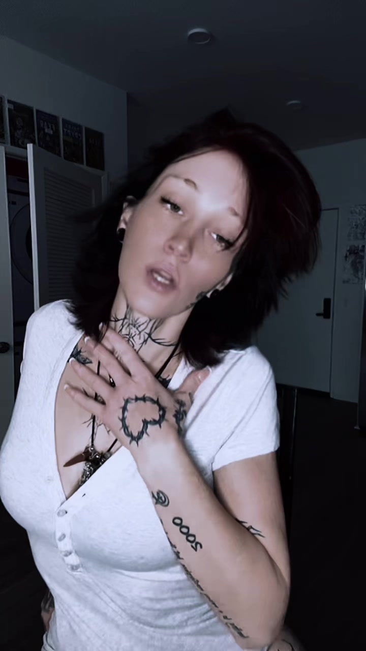 @GoThGoObeR