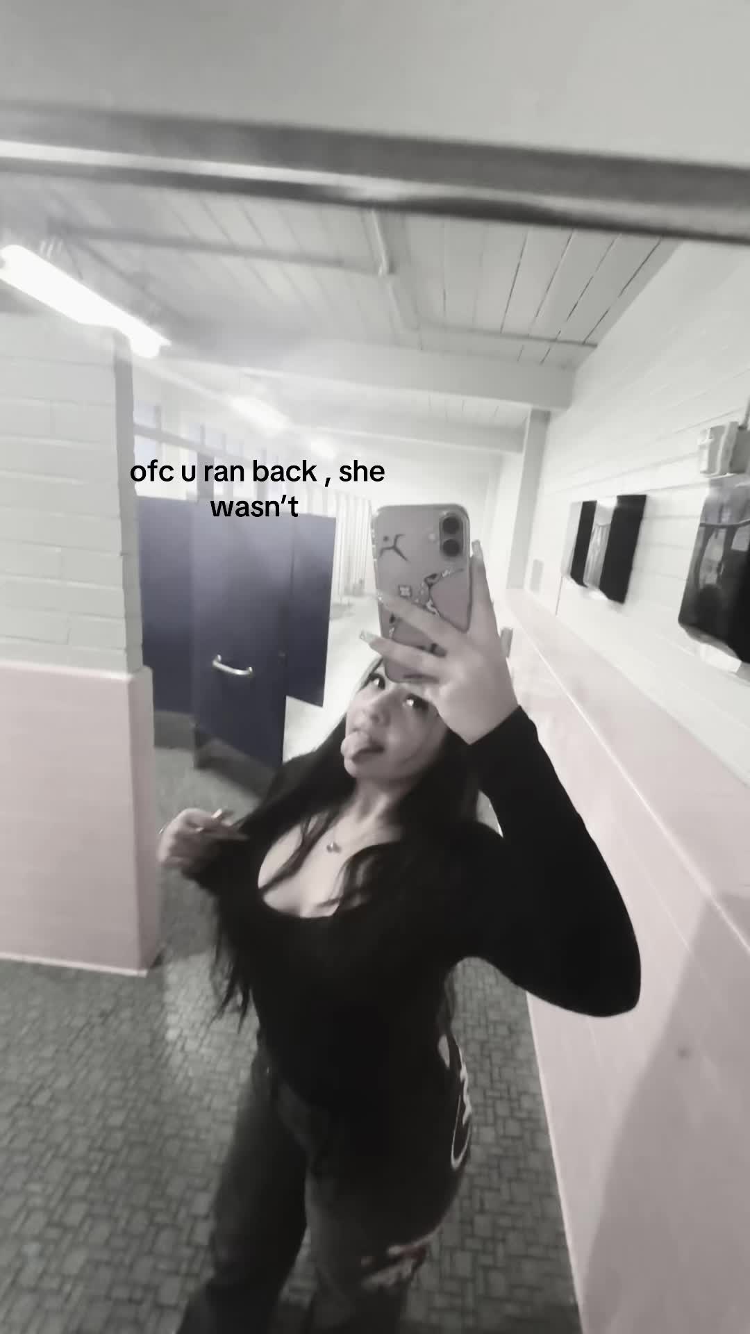 @️