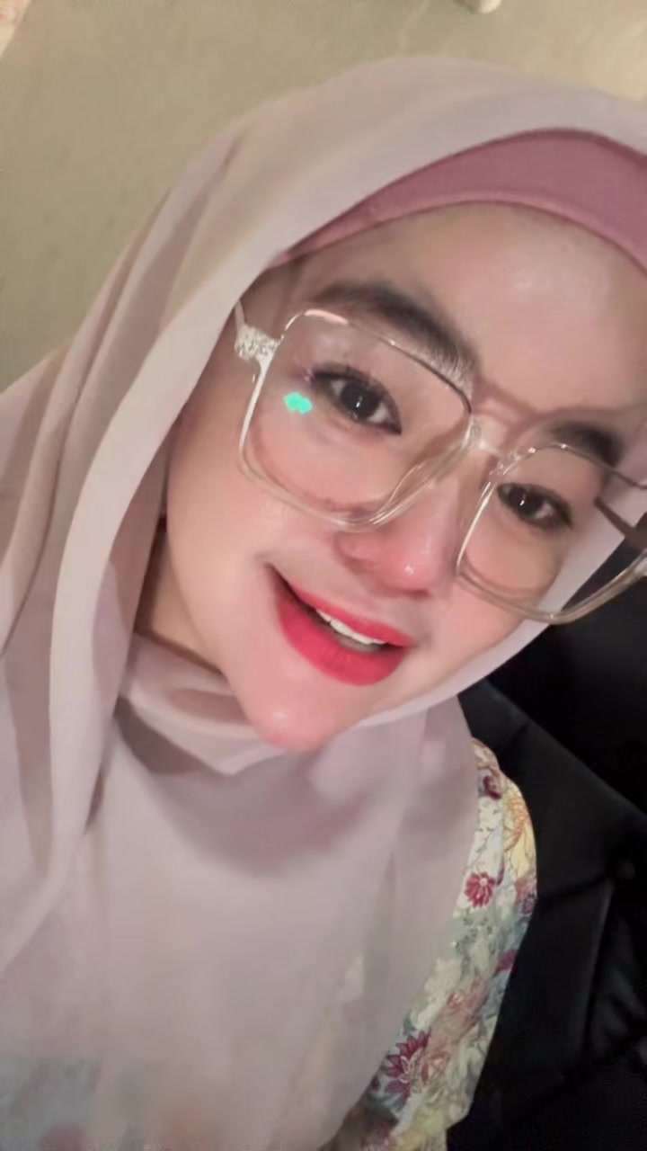 @Chechecyl