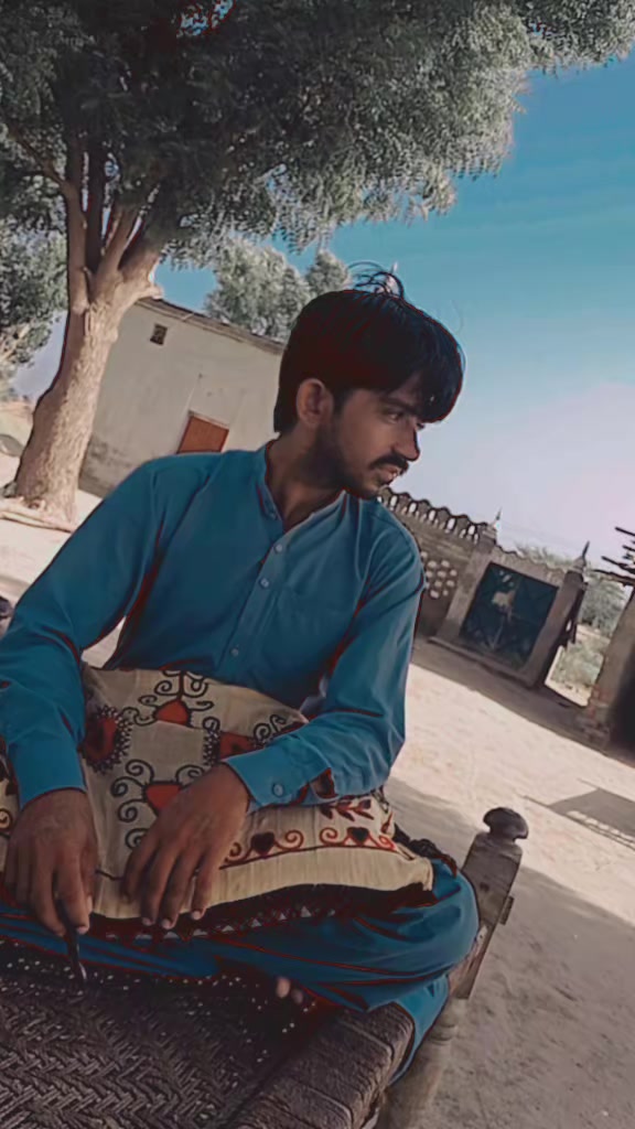 @M  Pnahi Mari