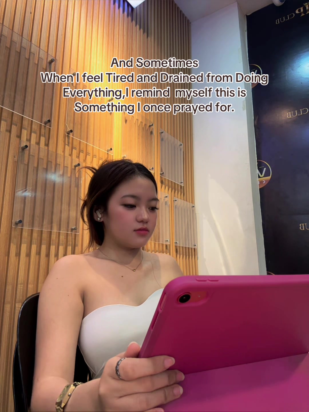 @Angelaaaa04