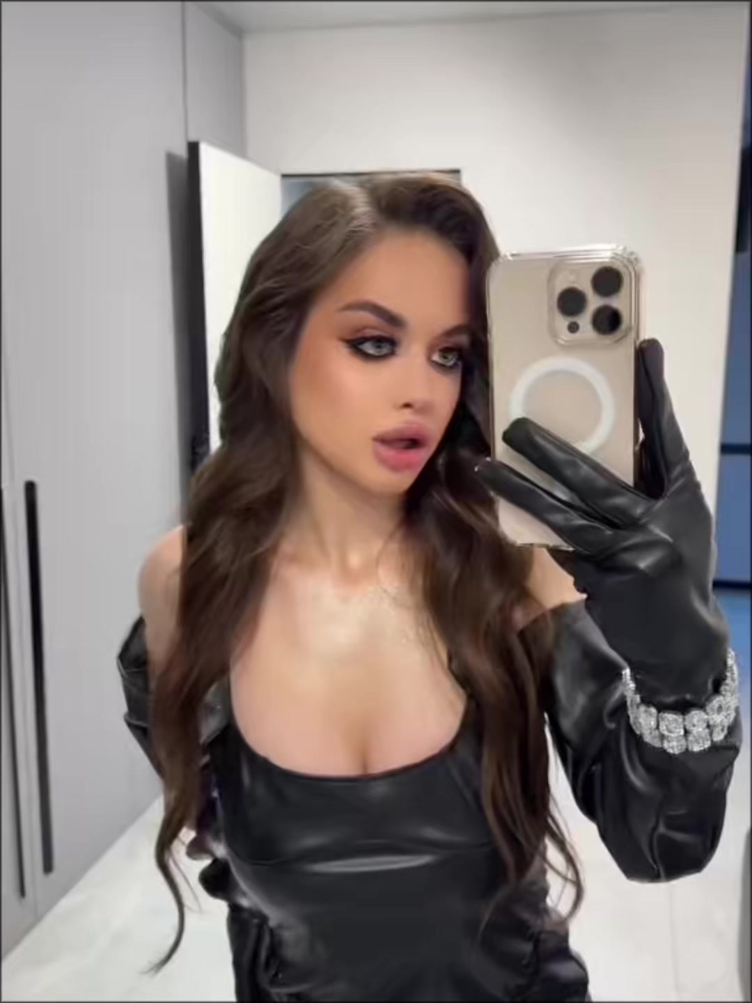@chichaaaa