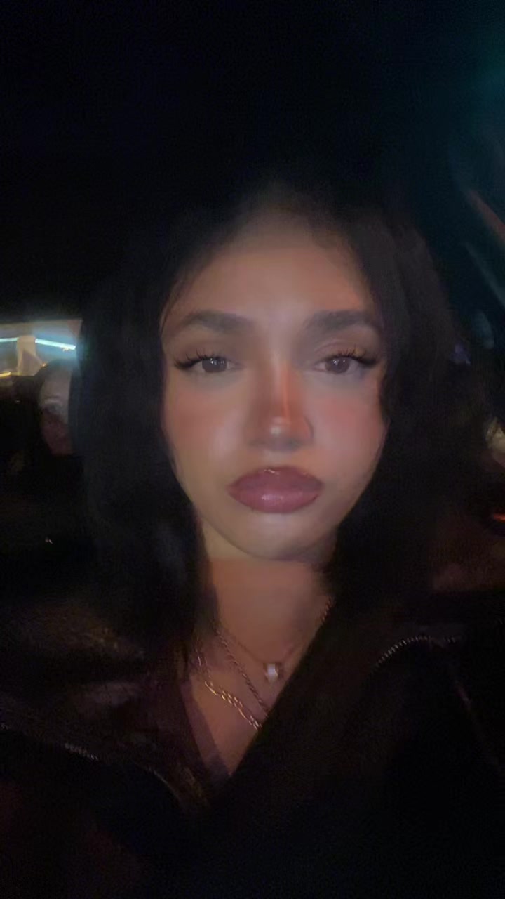 @Priya 🤍