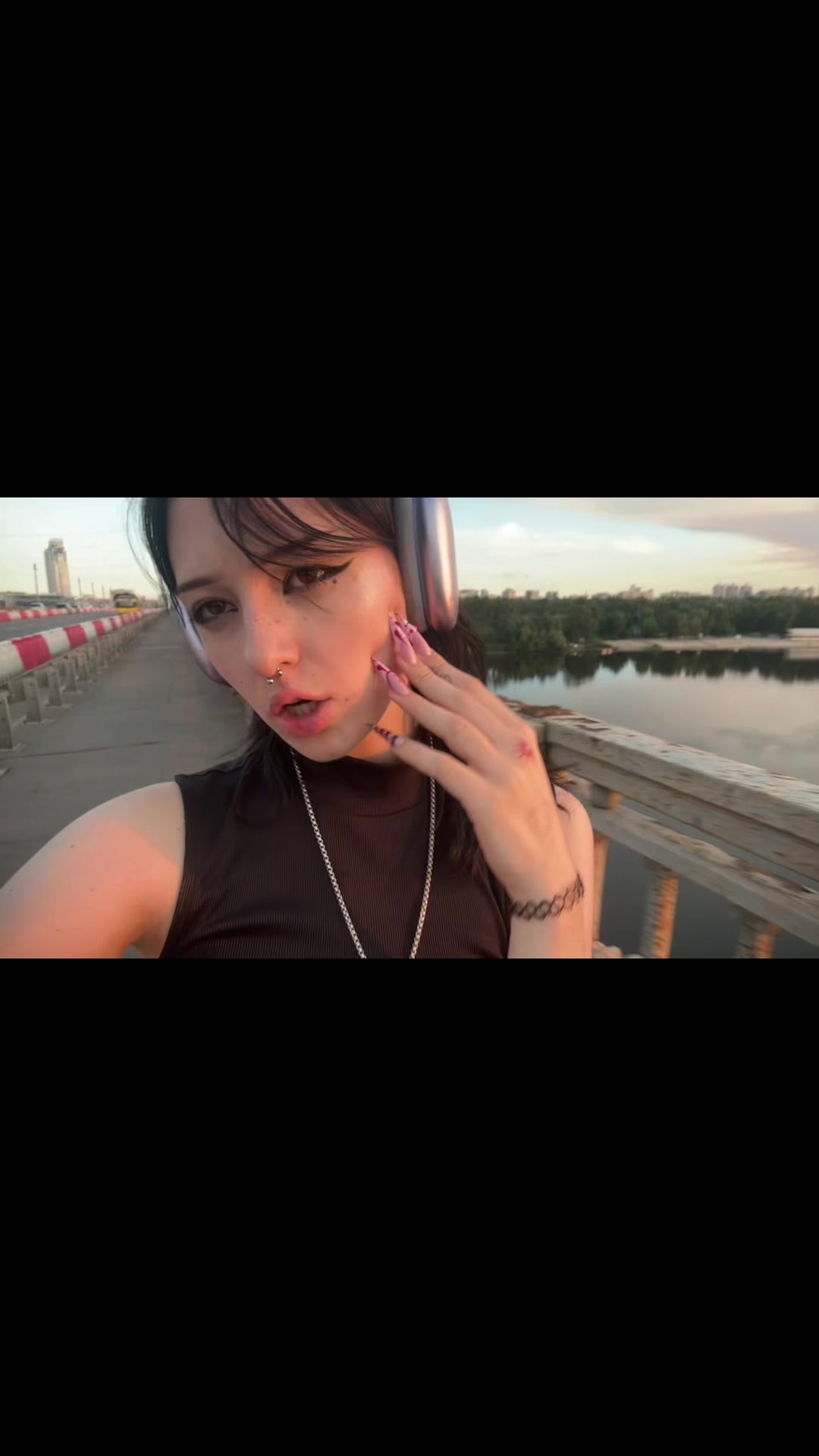 @Тусиби