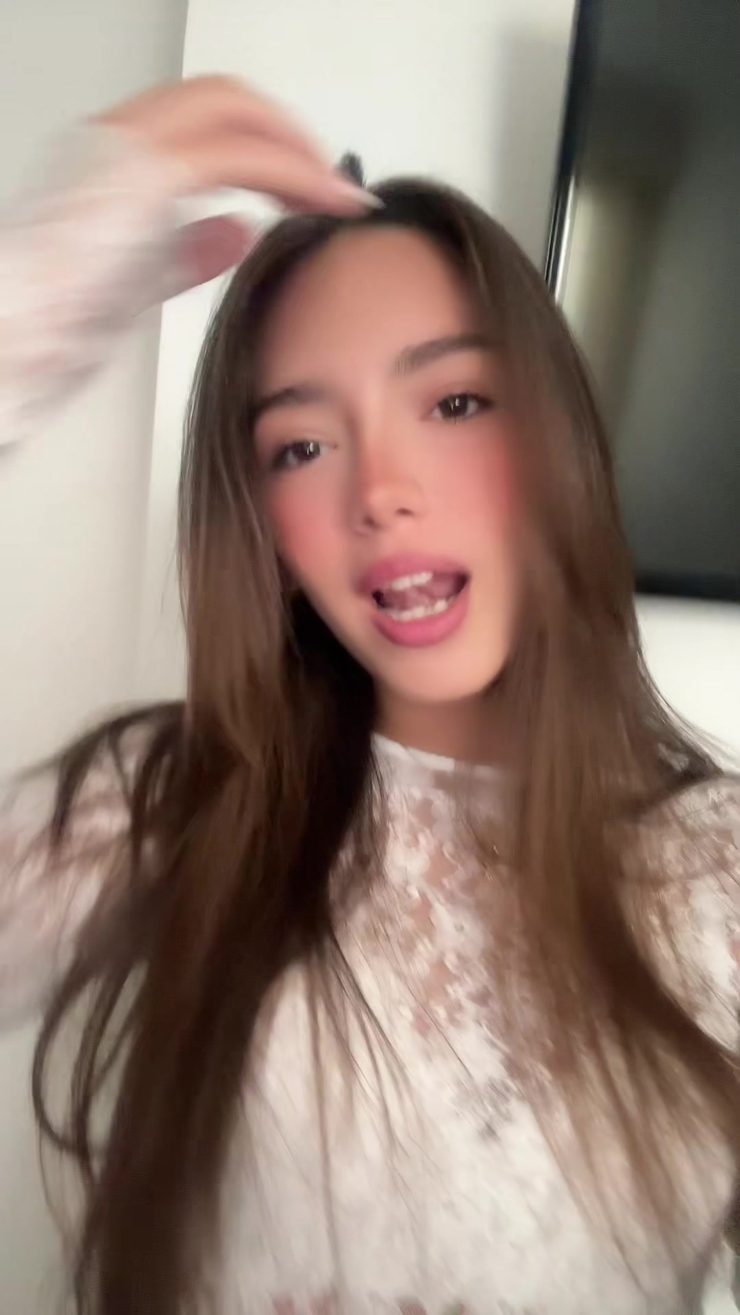 @María