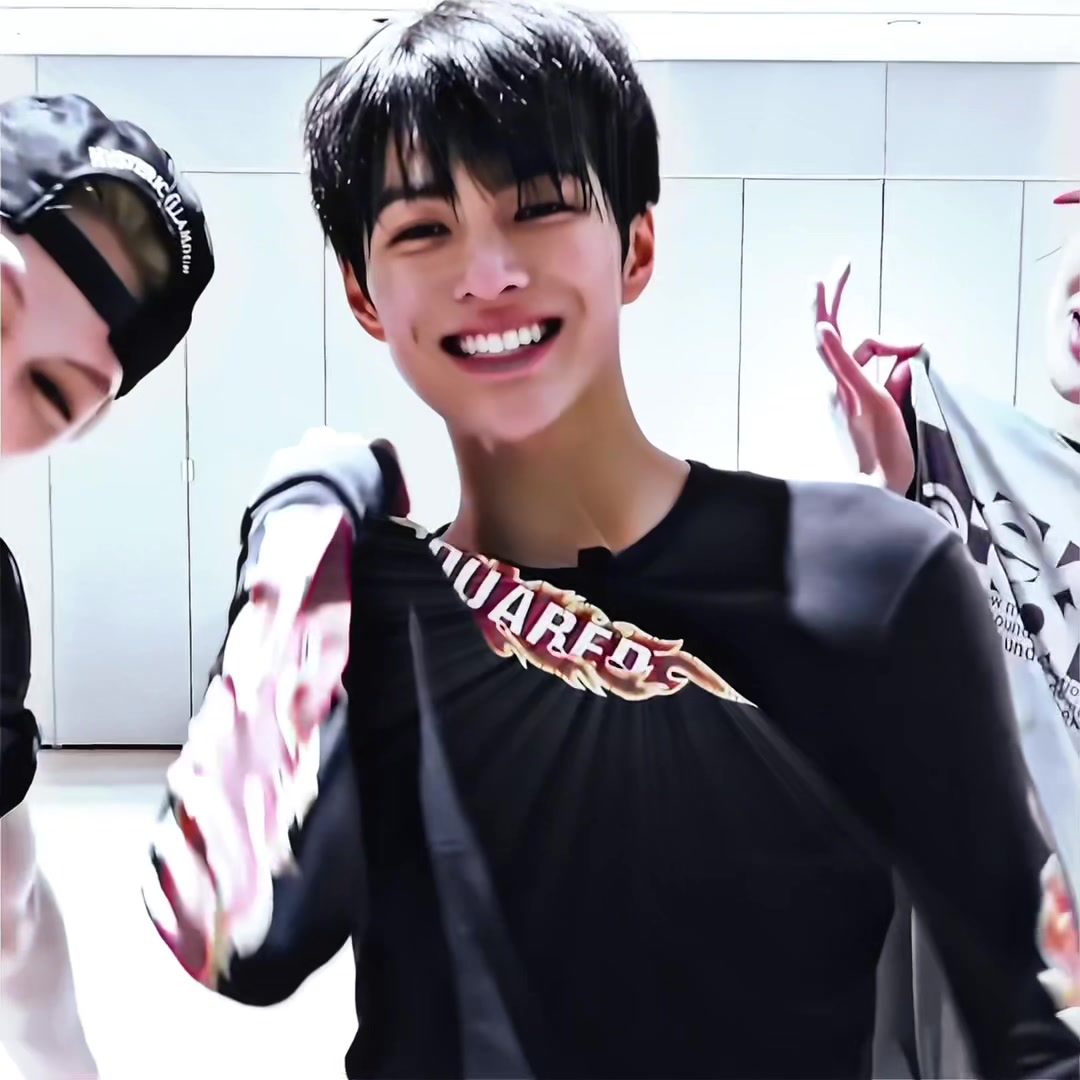 @mari ๐โฌ