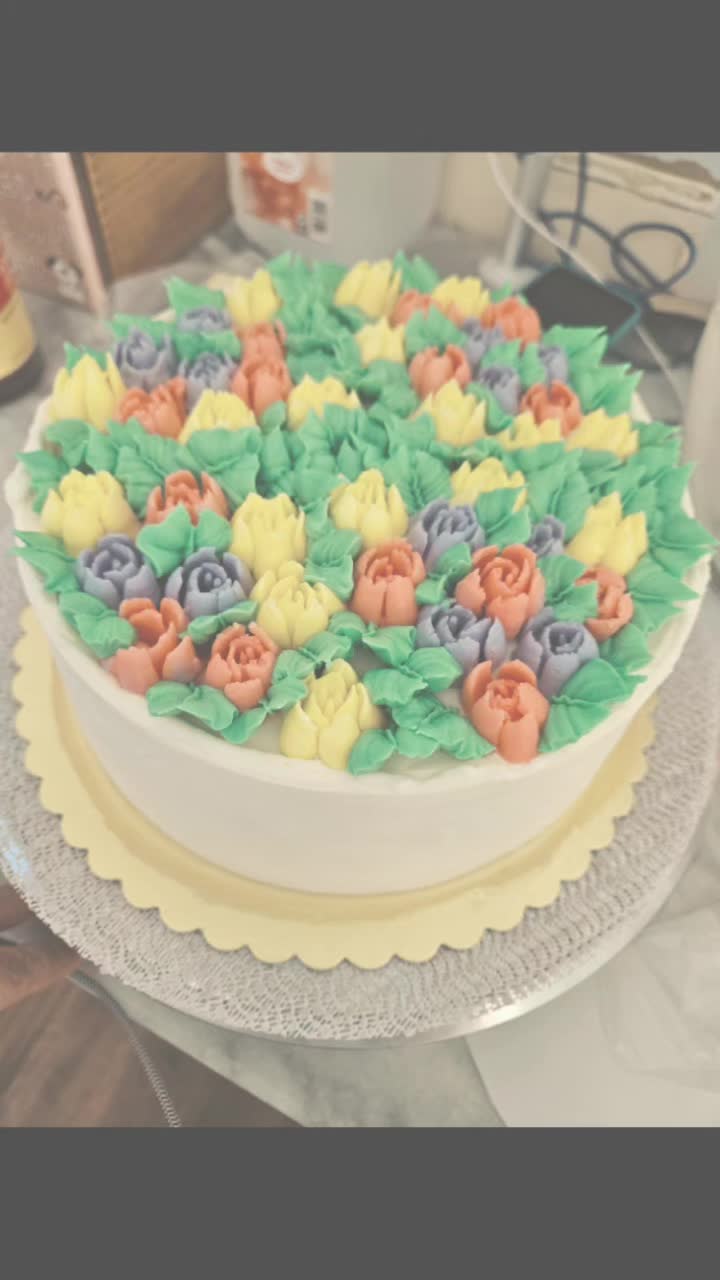 @Sweet Bee Cupcakery