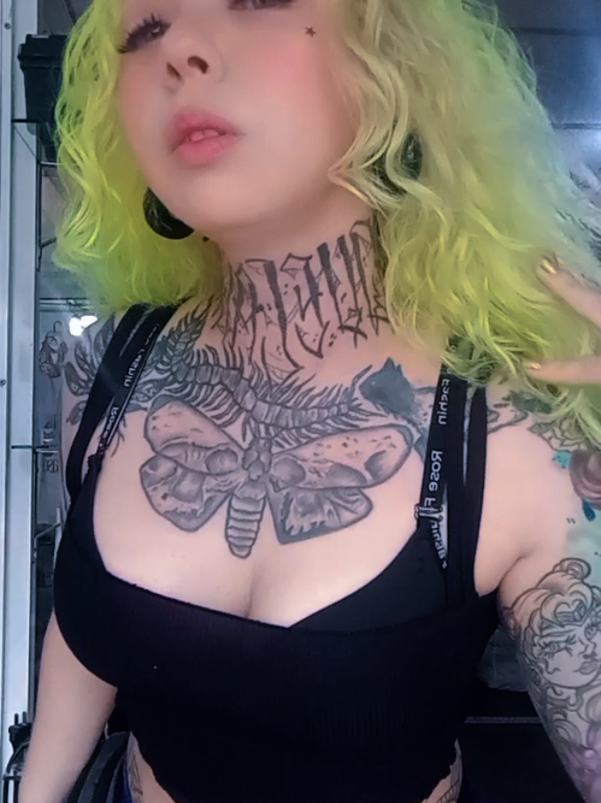 @BrujaOzkura666