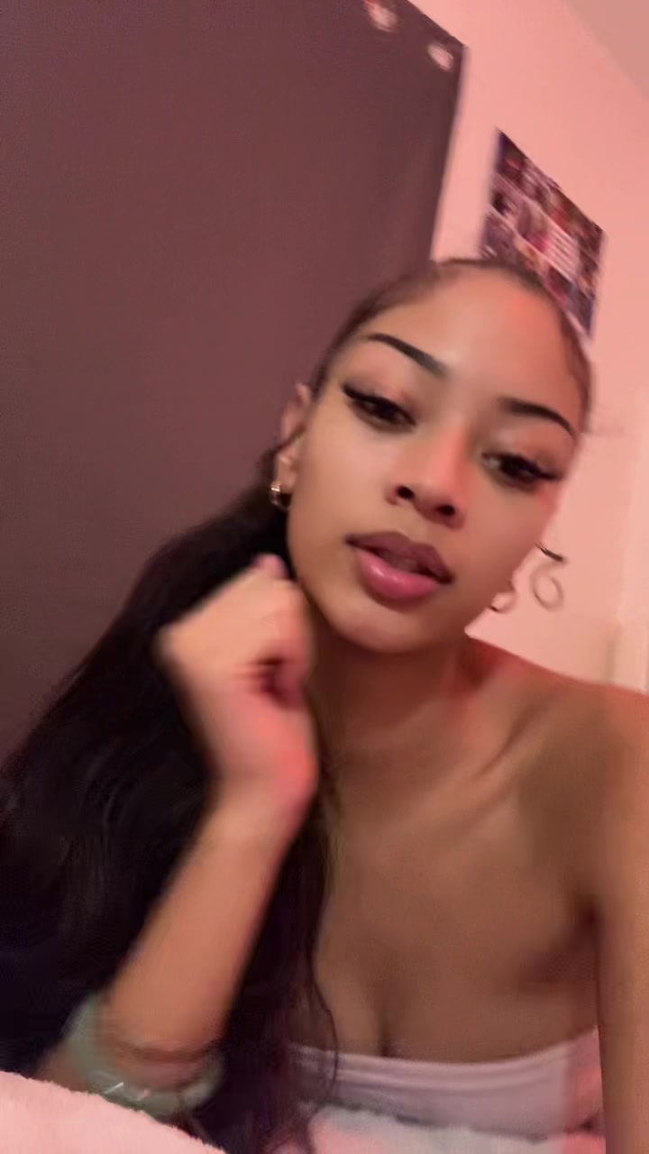 @FlamboyantSht 💋
